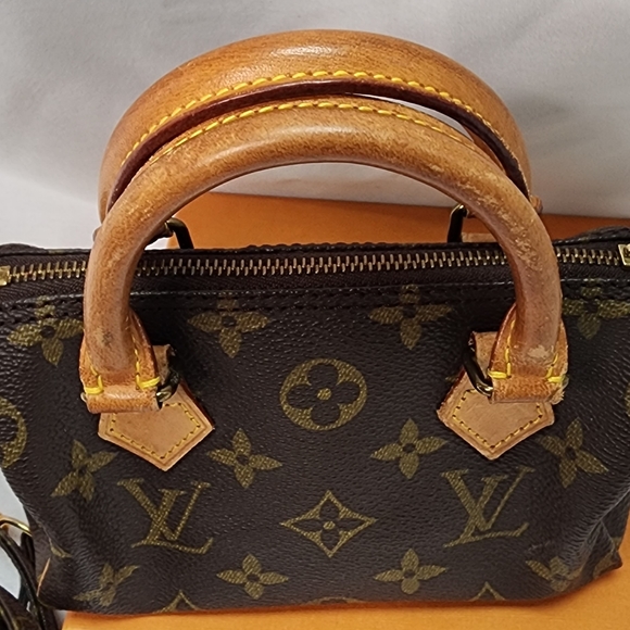 LV Monogram Vintage Nano with Strap - Picture 11 of 14